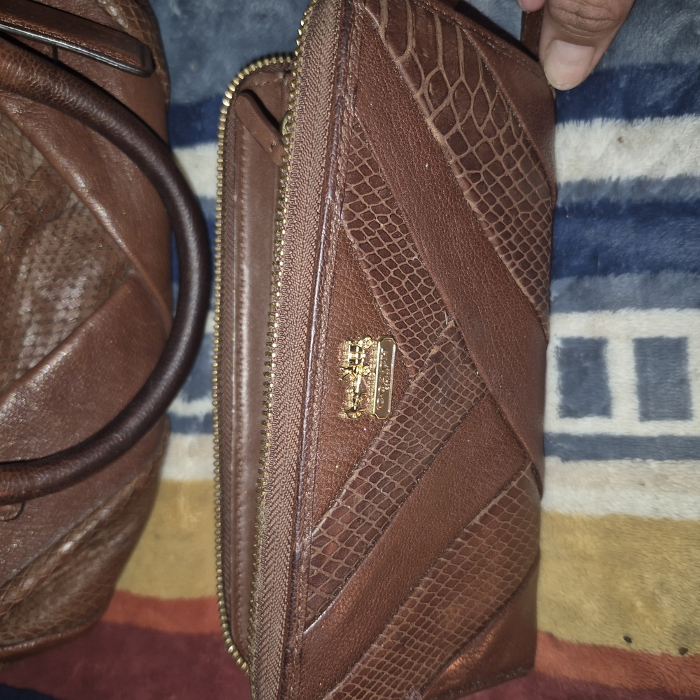 Coach Brown Wallet with Gold Detail ( Match Wallet)